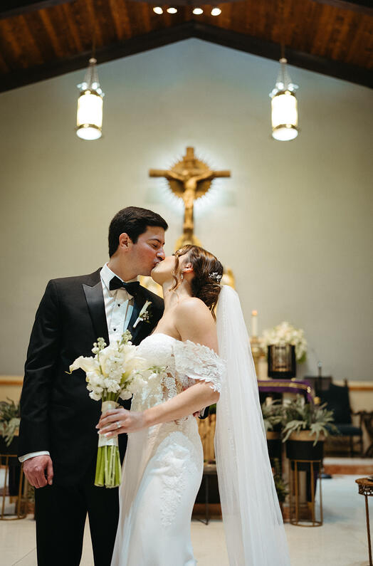 Bride & groom bridal portraits at St Raymond Catholic Church in Coral Gables