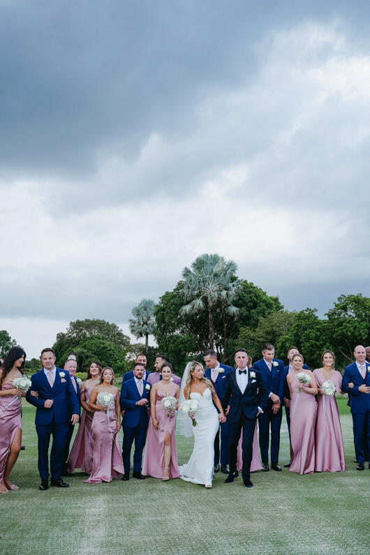 The wedding party at the Fort Lauderdale Country Club did not disappoint.